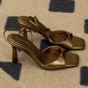 Massimo Dutti سليبر